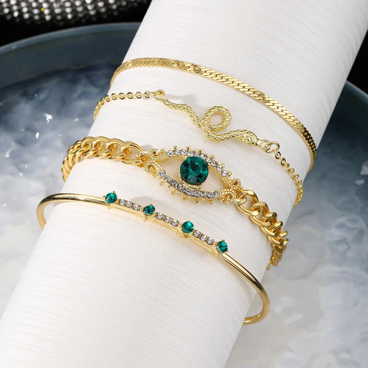 4Pcs Vintage Round Green Zircon Personality Snake Simple Metal Bracelet Set for Women Statement Open Cuff Bangles Party Jewelry